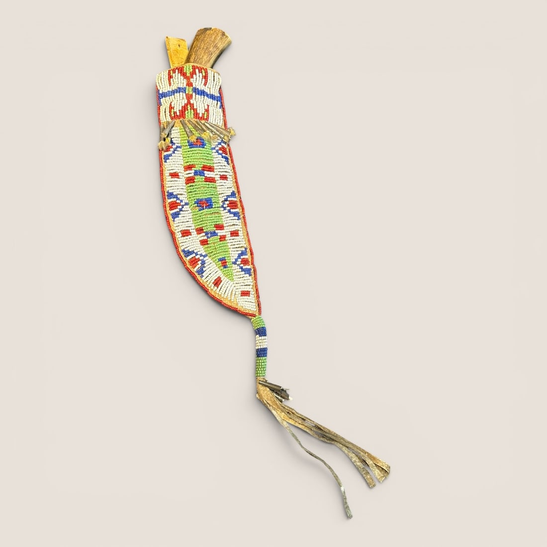 Excellent Beaded Plains (Sioux) Knife Sheath (1 of 3)