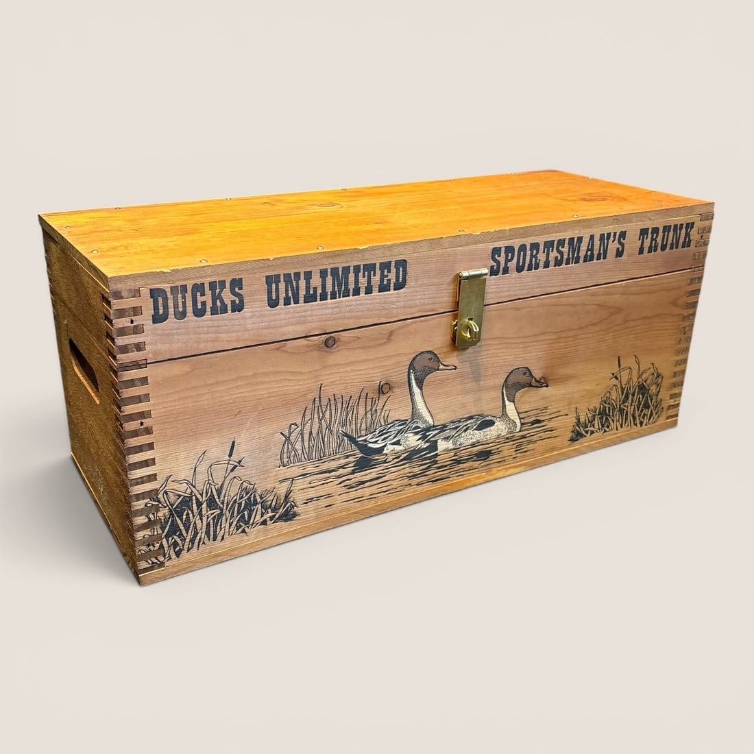 Ducks Unlimited Wood Sportsman's Trunk: Dovetailed wood " Ducks Unlimited Sportsman's Trunk " , 23 x 9 x 9 1/.2, excellent conditionWe provide in-house shipping on all items in the auction. Bid directly at Bid.Ziebarths.com for a lower buye