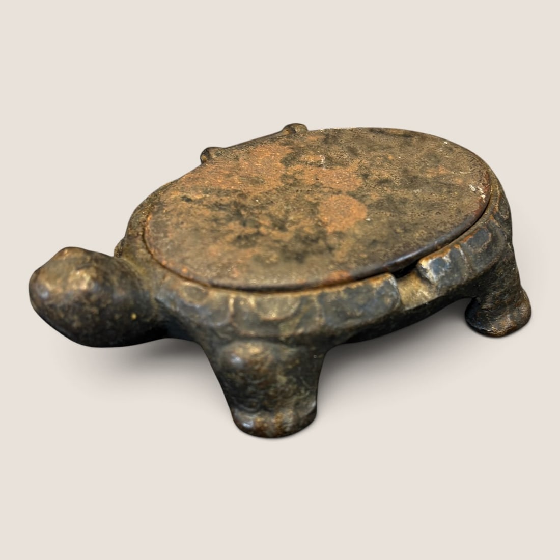 Antique Cast Iron Turtle Shaped Trinket Box With Mirror: Antique cast iron turtle shaped trinket box with mirror under lid 4 1/4 inch excellent Bid directly at Bid.Ziebarths.com for a lower buyers premium (18%). We offer in-house shipping on all items.