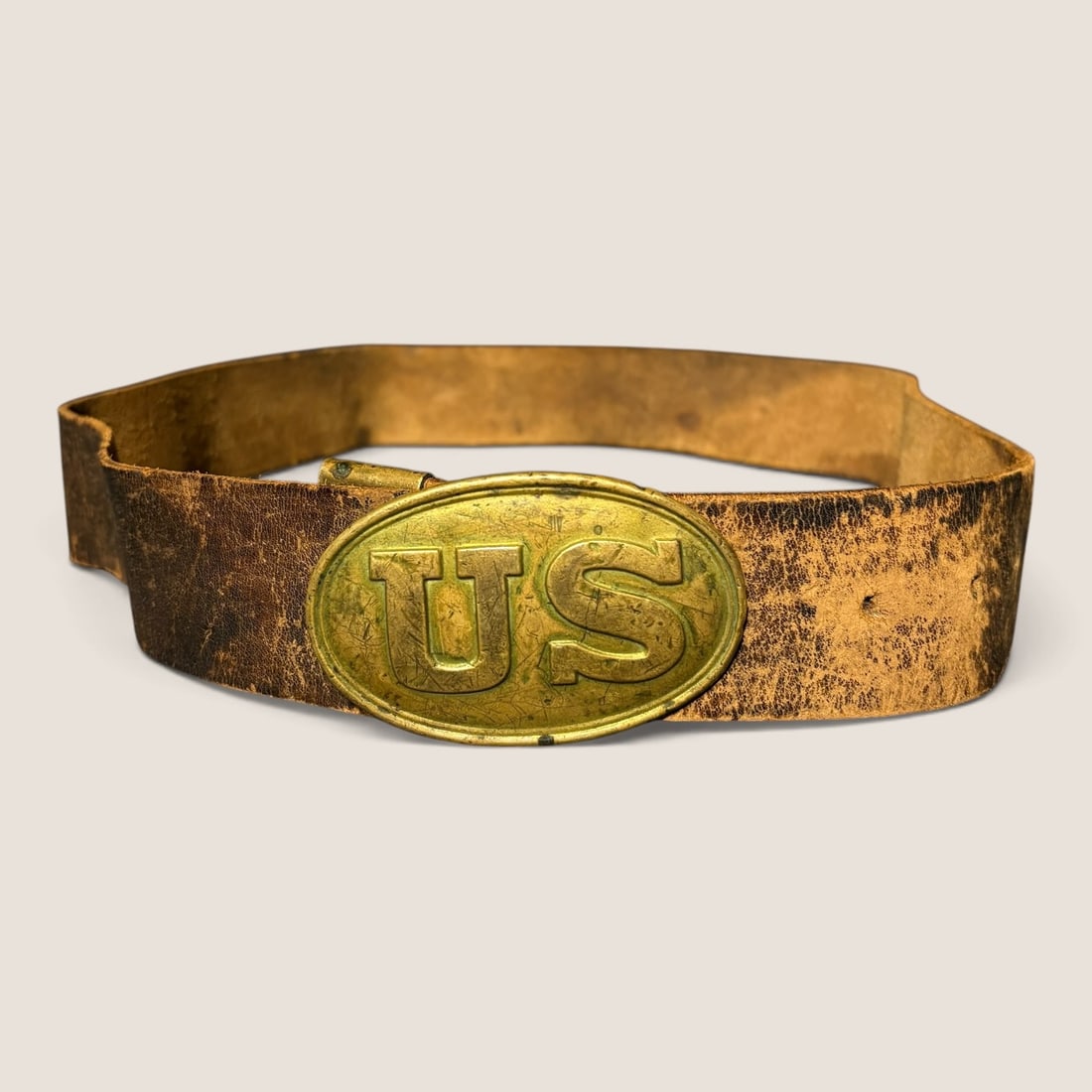US Indian Wars US Belt Buckle: Measures 42 inches in length.We offer effecient & affordable in-house shipping on all items in this auction. Bid directly at Bid.Ziebarths.com for our lowest buyers premium (18%)!