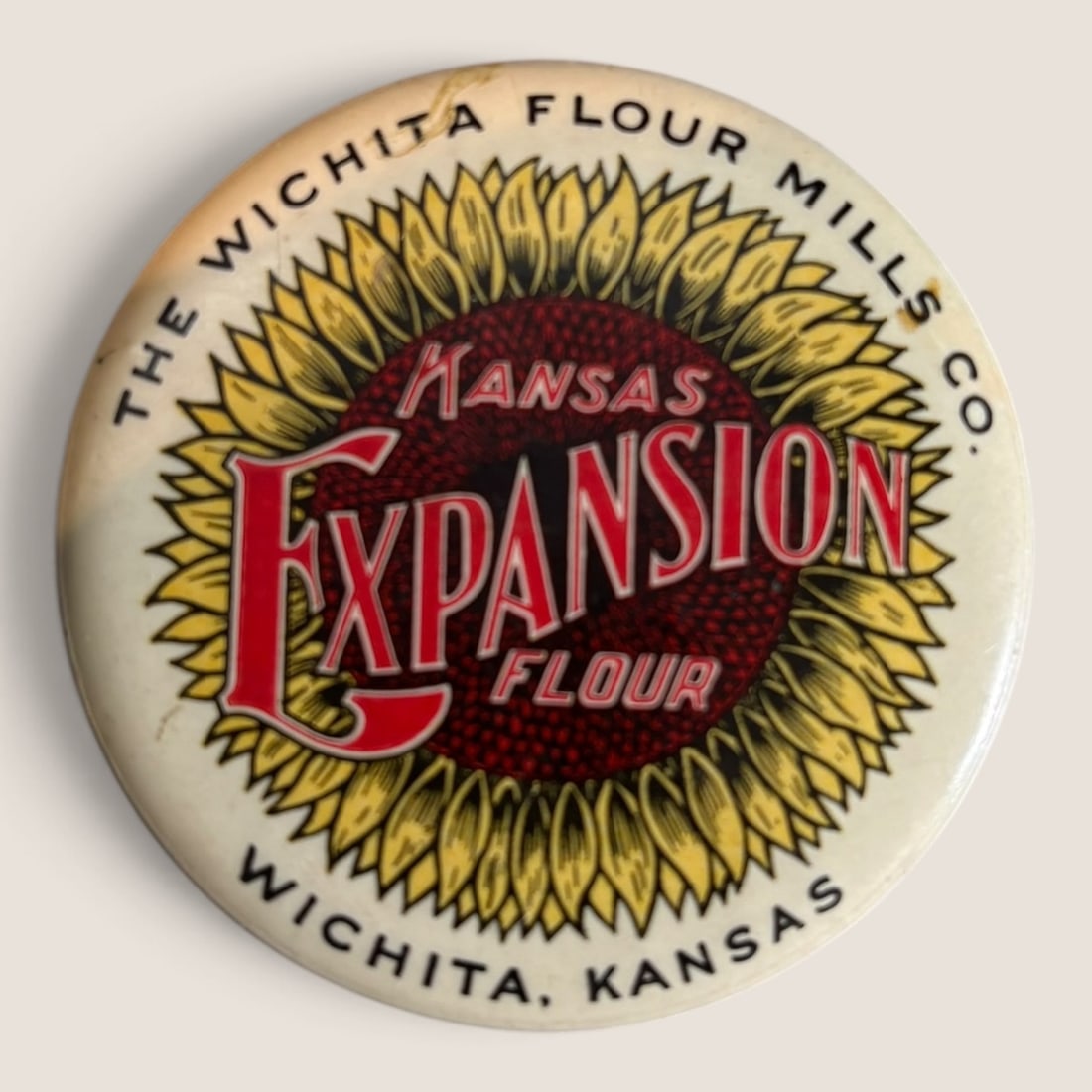 Antique " Kansas Expansion Flour " Wichita Flour Mills Co. Advertising Pocket Mirror: Antique " Kansas Expansion Flour " advertising pocket mirror, Wichita Kansas, 2 1/4 inch, excellent original conditionWe offer effecient & affordable in-house shipping on all items in this auction.