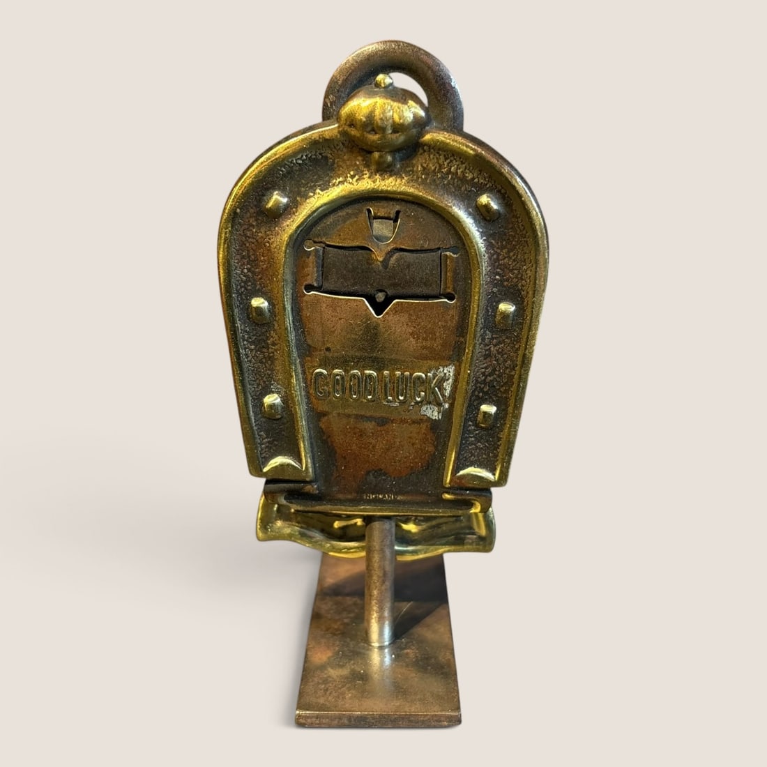 Antique Advertising Bill Clip. " Good Luck ": Antique advertising bill clip. " Good Luck " 4 x 2 1/2, excellentWe offer effecient & affordable in-house shipping on all items in this auction. Bid directly at Bid.Ziebarths.com for our lowest