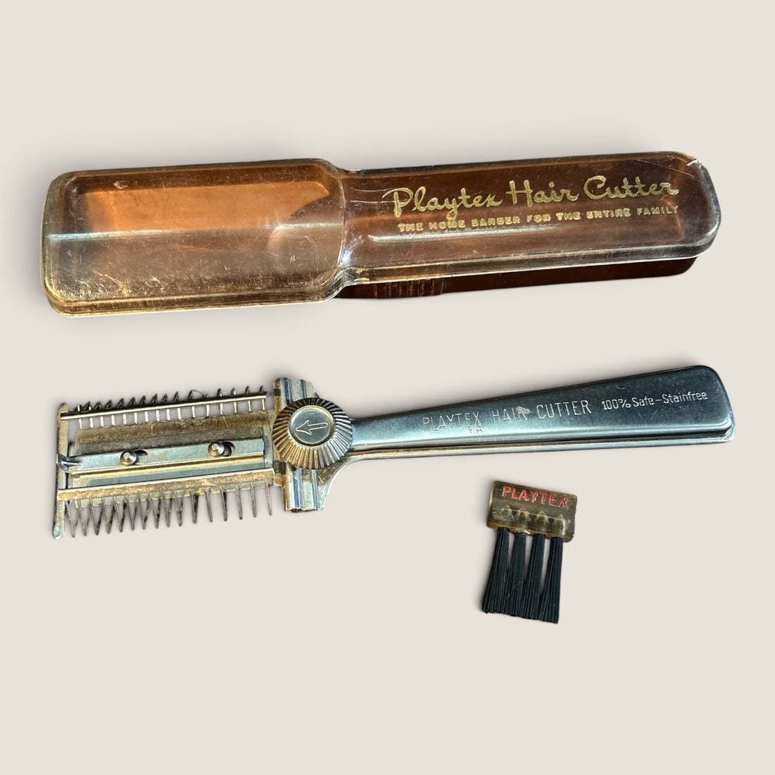 1950's " Playtex " Hair Cutter With Original Case: 1950's Playtex hair cutter with original brush and caseWe offer effecient & affordable in-house shipping on all items in this auction. Bid directly at Bid.Ziebarths.com for our lowest buyers premium (