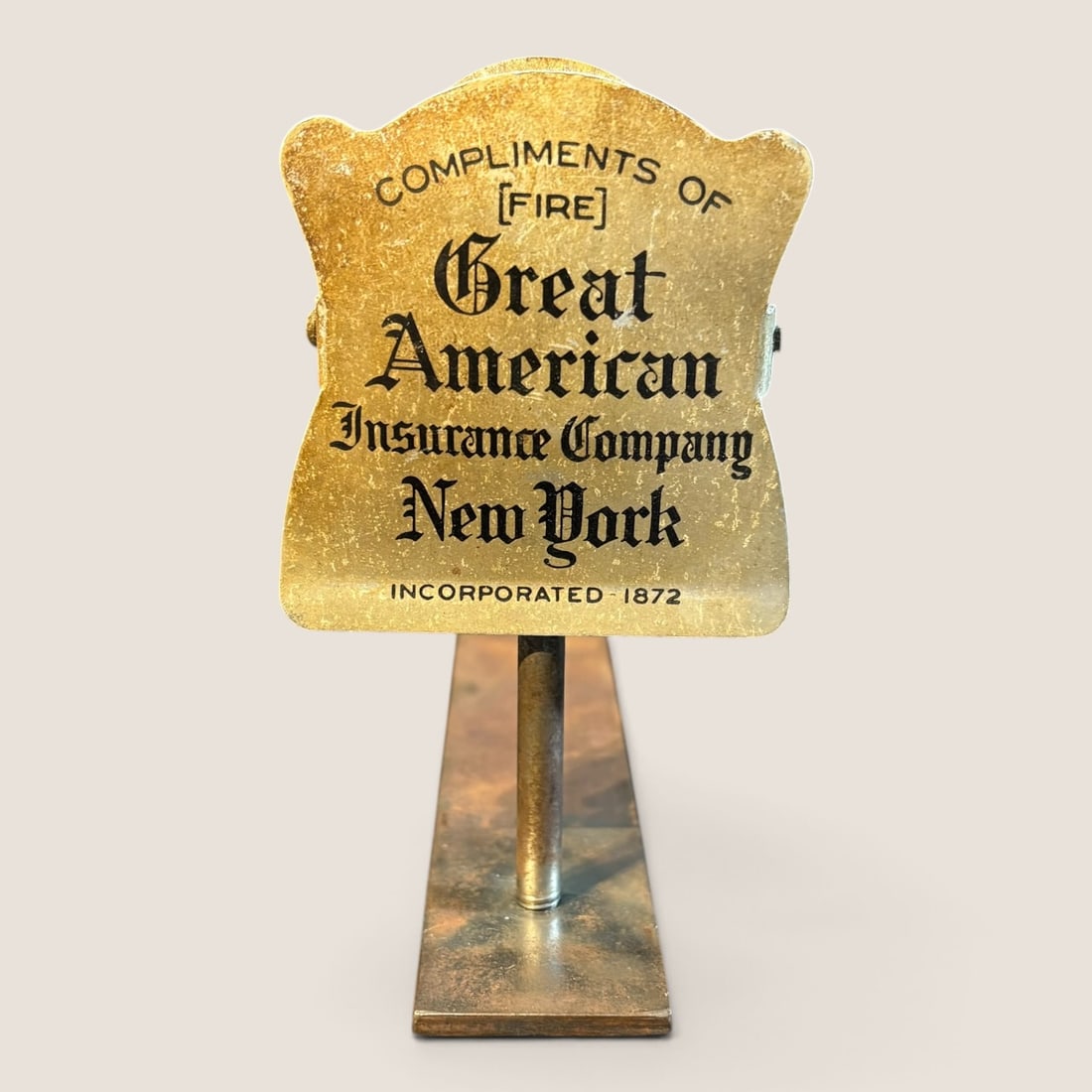 Antique Advertising Bill Letter Clip, " Great American Insurance " New York: Antique advertising bill clip, " Great American Insurance ", New York, 2 1/2 x 2 5/8We offer effecient & affordable in-house shipping on all items in this auction. Bid directly at Bid.Ziebarths.com fo