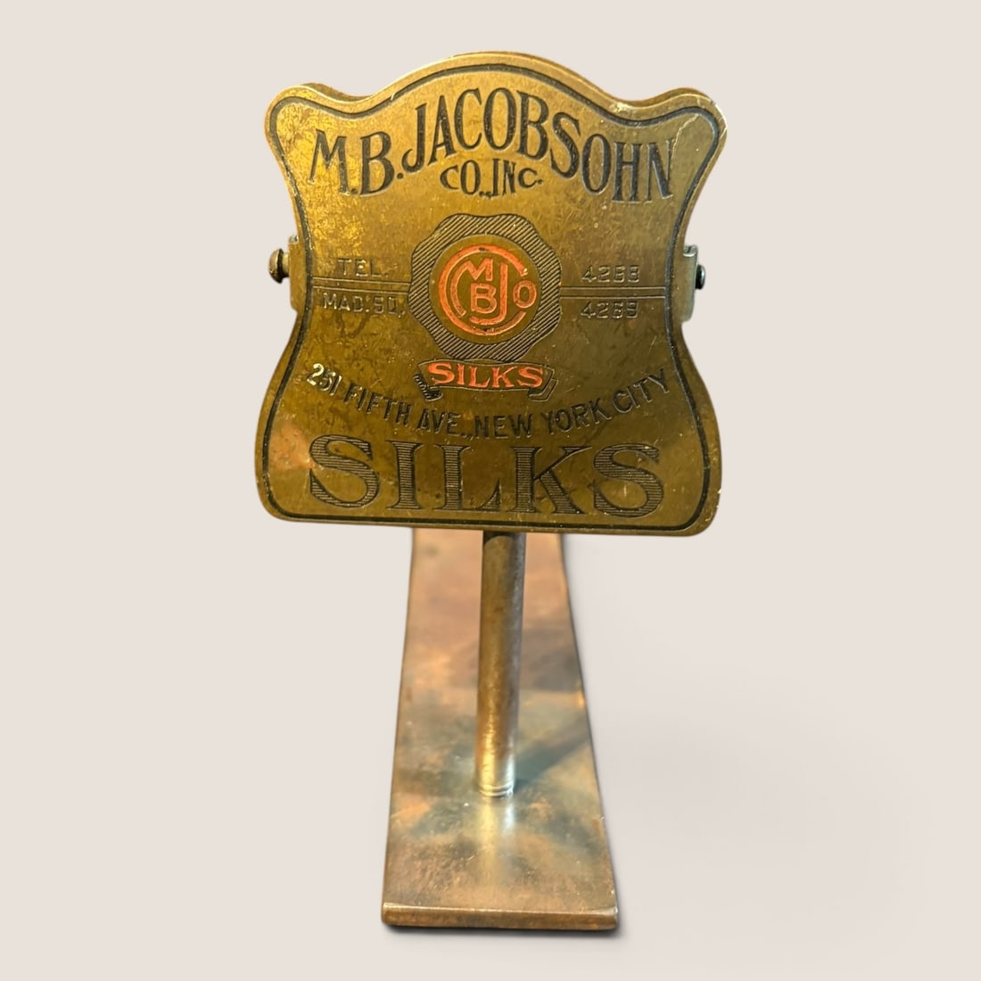Antique Advertising Bill Letter Clip, " M.B. Jacobson Co. " Silks: Antique advertising bill clip, " M.B. Jacobson Co. " Silks, New York City, 2 1/2 x 2 1/2We offer effecient & affordable in-house shipping on all items in this auction. Bid directly at Bid.Ziebarths.co
