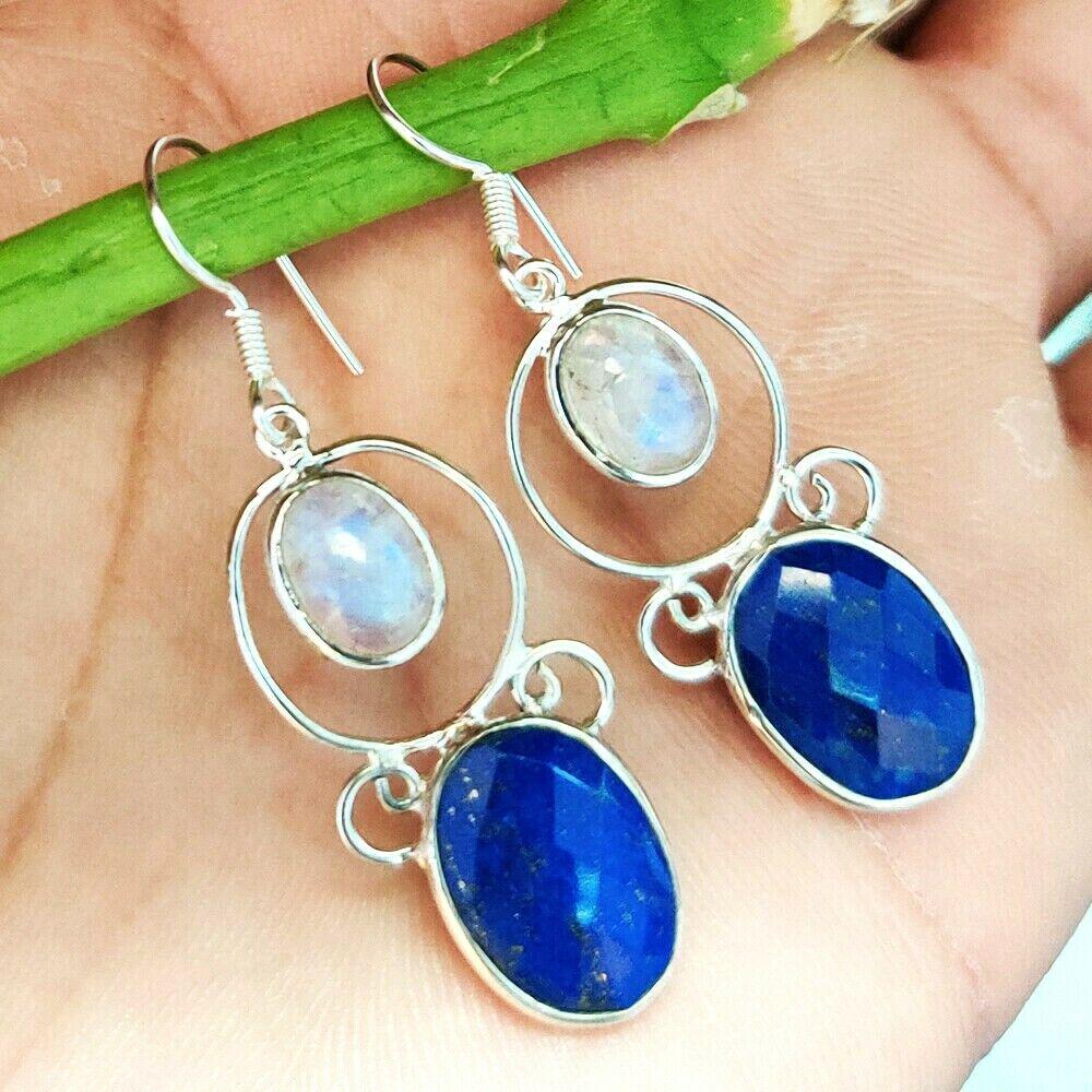 LAPIS LAZULI & MOONSTONE 925 STERLING SILVER EARRING: LAPIS LAZULI & MOONSTONE 925 STERLING SILVER EARRING Product Type : EARRING Main Stone : LAPIS LAZULI/MOONSTONE Main Stone Shape : OVAL Main Stone Color : MULTICOLOR Metal : STERLING SILVER Metal Puri