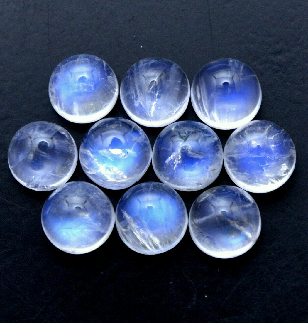 Natural Rainbow Moonstone 14 MM Round Cabochon 5 Pieces: Natural Rainbow Moonstone 14 MM Round Cabochon 5 Pieces Gemstone : Rainbow Moonstone Shape : Round Size : 14 MM Type : Cabochon Color : Rainbow Quantity : 5 Pieces Weight : 45 Carats Country of Origin