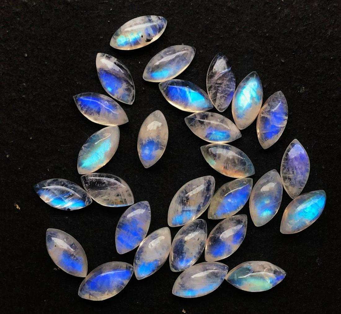 Rainbow Moonstone 8x4 MM Marquise Faceted Cut 50: Natural Rainbow Moonstone 8x4 MM Marquise Faceted Cut 50 Pieces Gemstone : Rainbow Moonstone Shape : Marquise Size : 8x4 MM Color : Multicolor Type : Faceted Cut Quantity : 50 Pieces Weight : 47.25 Ca