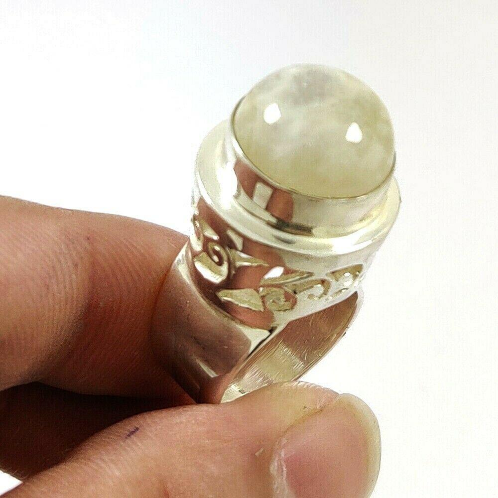 RAINBOW MOONSTONE 925 STERLING SILVER RING: RAINBOW MOONSTONE 925 STERLING SILVER RING Product Type : RING Main Stone : RAINBOW MOONSTONE Main Stone Shape : ROUND Main Stone Size : 15X15 MM Main Stone Color : MULTICOLOR Metal : STERLING SILVER 