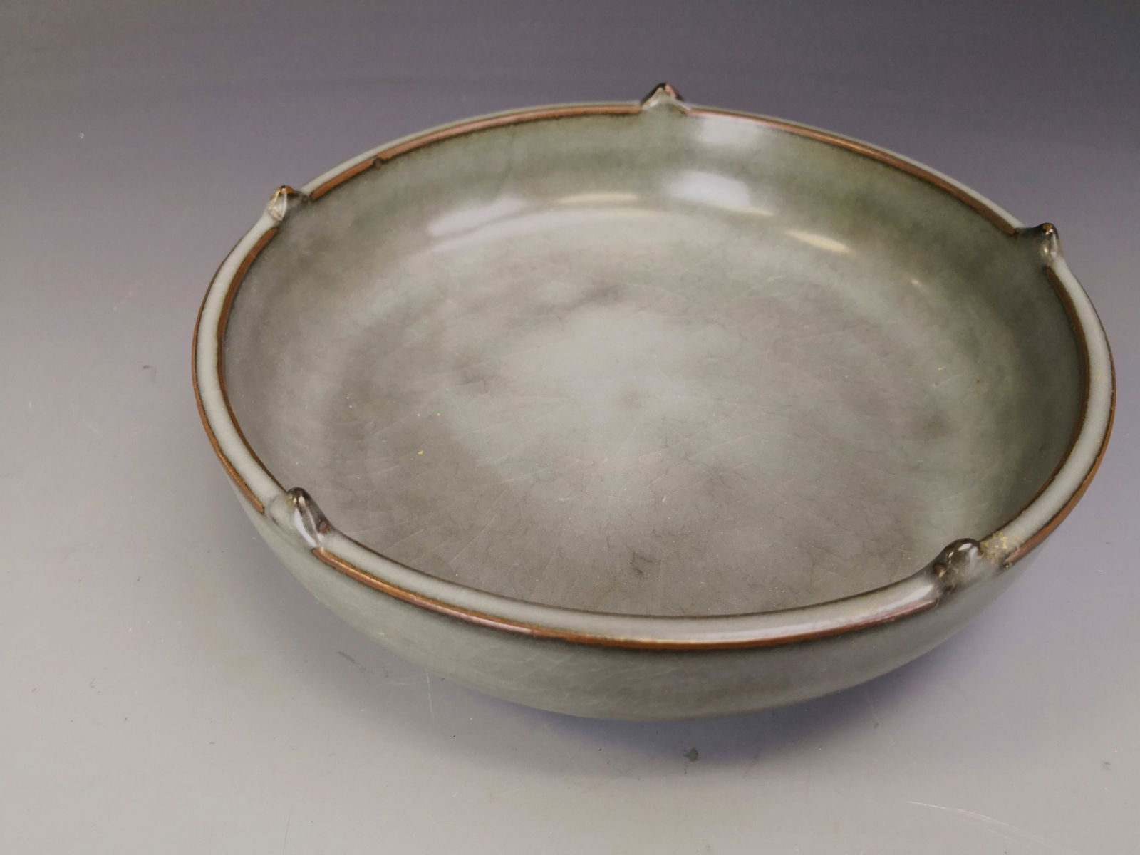 China, Official Ware, Ice Crackle Brush Washer (1 of 5)