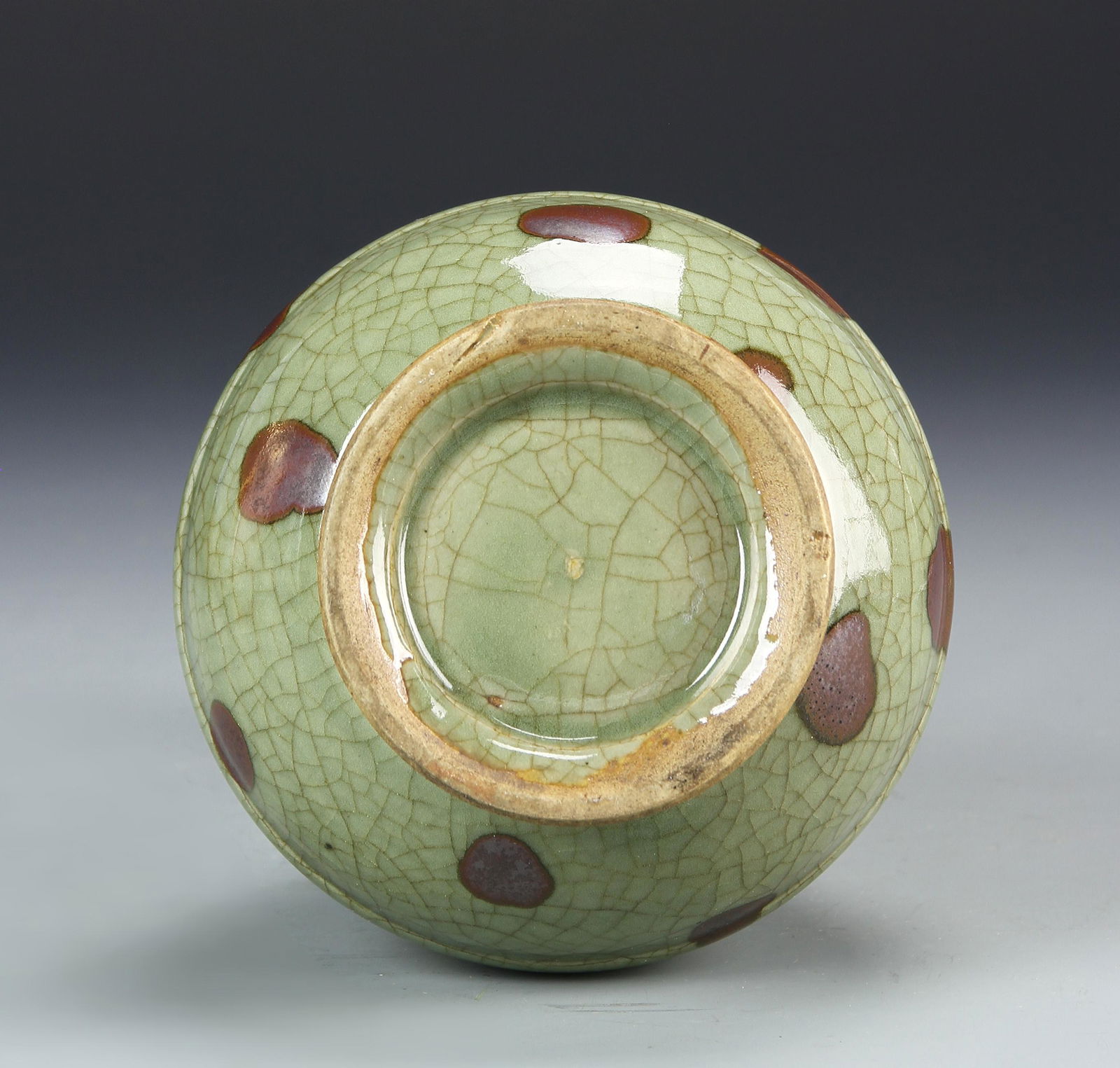 Chinese Geyao Vase (1 of 5)