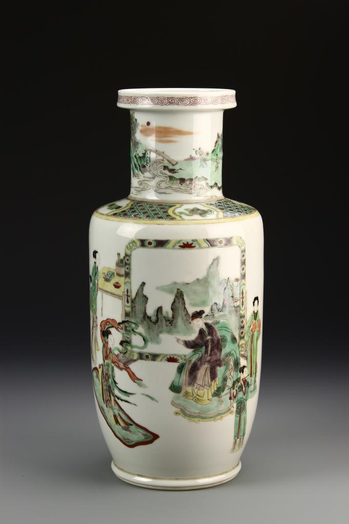 Chinese Wucai Vase (1 of 7)