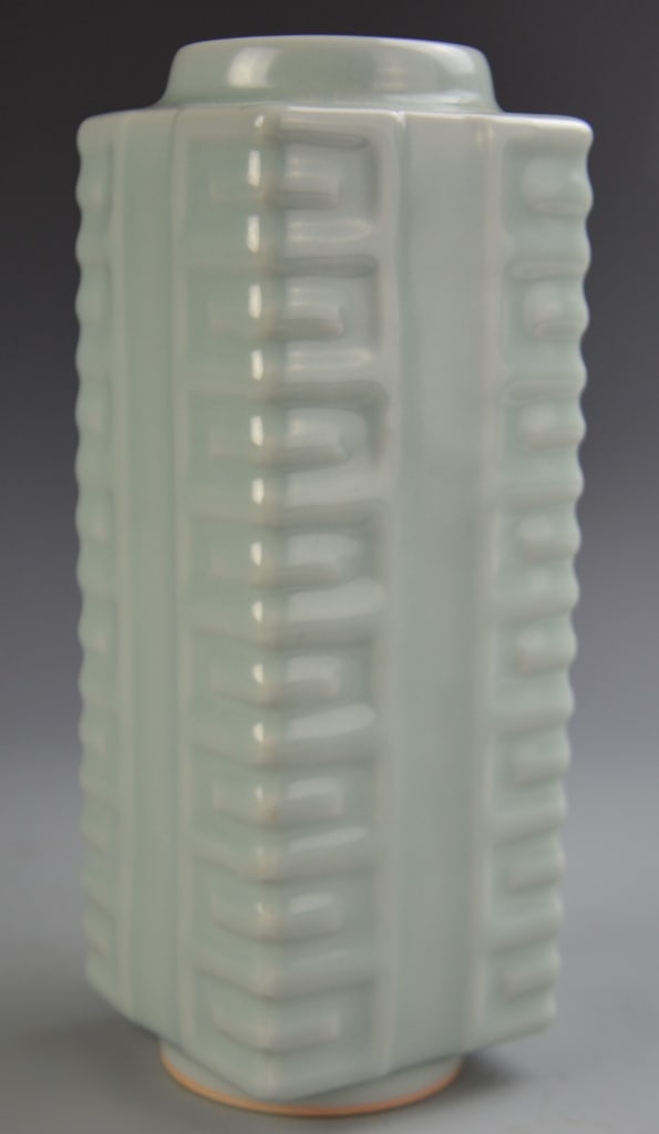 Chinese Cong Vase (1 of 4)