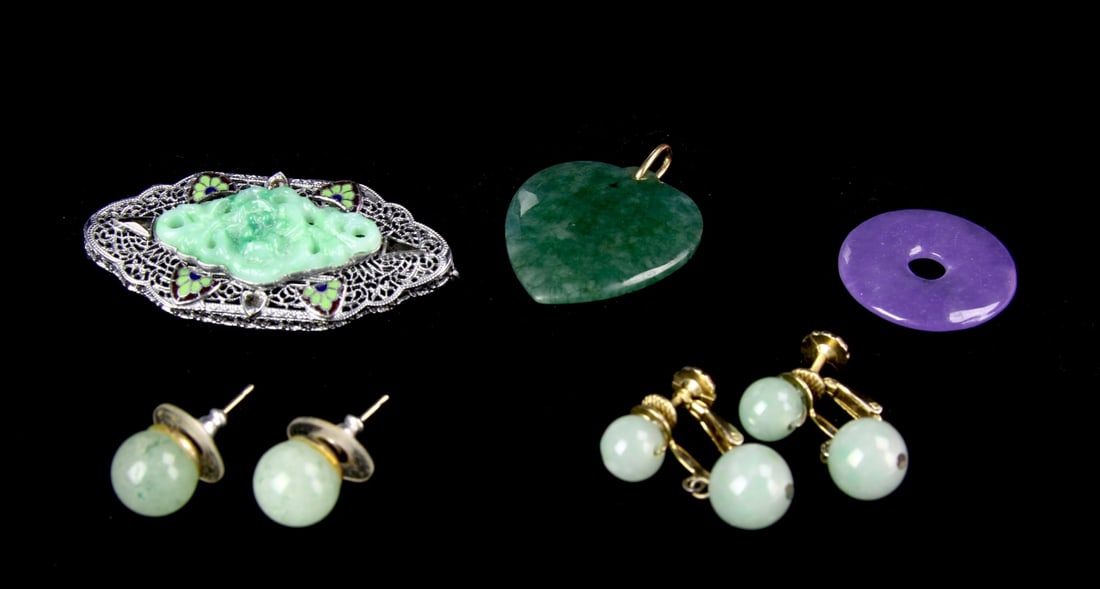 Five Items of Chinese Jewelry (1 of 3)