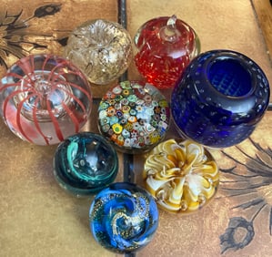 Eight pieces of vintage blown glass.