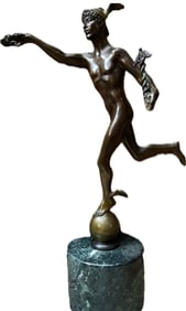 A nice bronze sculpture of a man