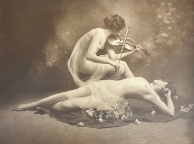 Early 20th century photograph, rare photograph woman playing violin