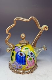An art glass sculpture by Paul Allen Counts