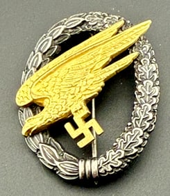 WWII German Luftwaffe paratrooper badge by G.H. Osang,   Dresden.