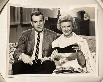 1965 Press Photo Television Actor Fred MacMurray & Co-Star, Joan Caulfield: 1965 Press Photo Television Actor Fred MacMurray & Co-Star, Joan Caulfield, 7” X 9”