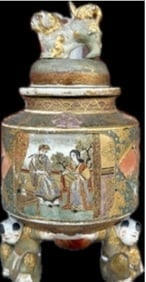 An Antique Japanese Satsuma Koro (incense burner) with a Cover (1 of 1)