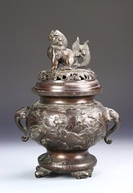 Japanese Meiji Period Bronze Censer (1 of 4)