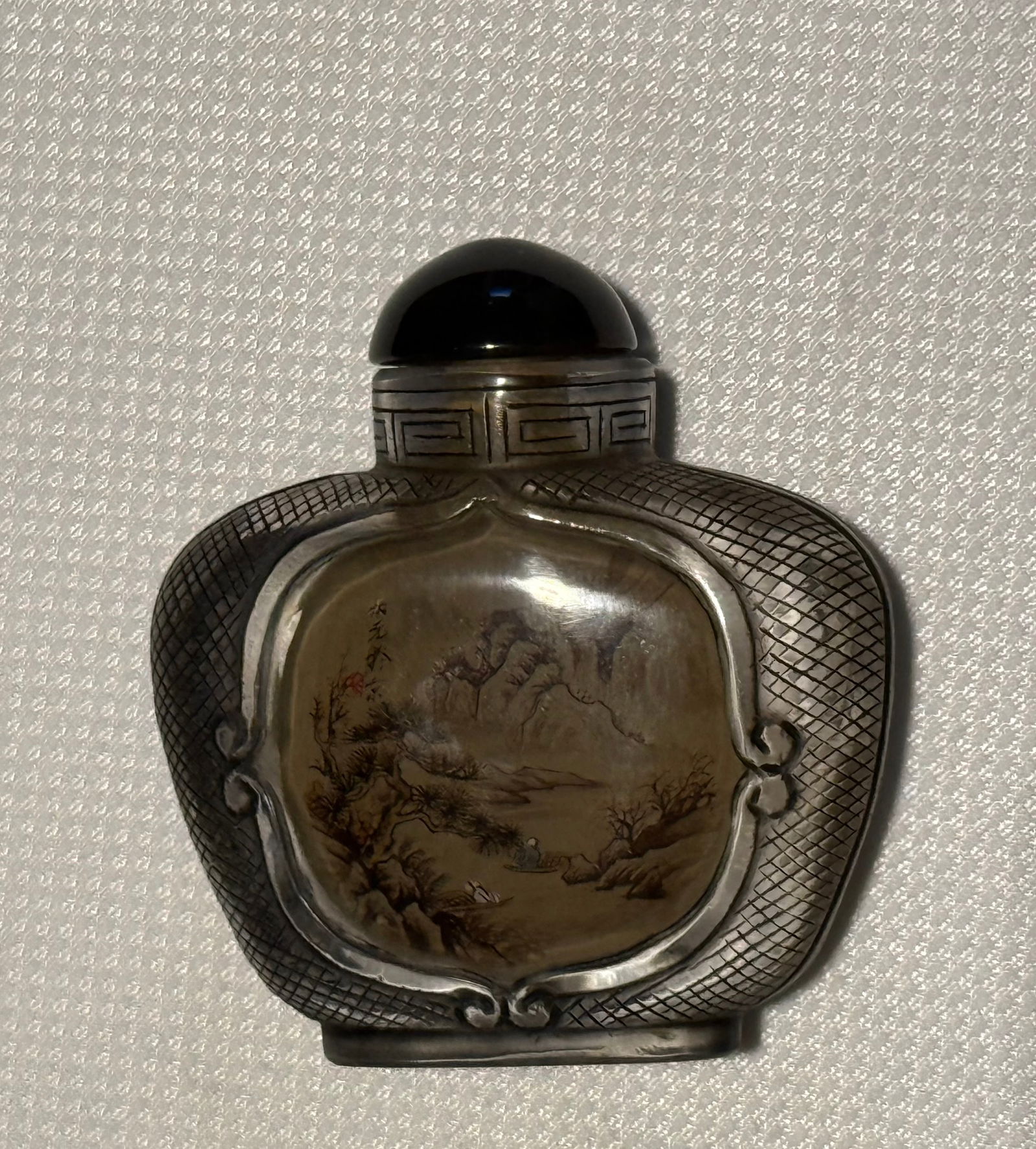 Antique Chinese Inside-Painted Peking Glass Snuff Bottle (1 of 3)