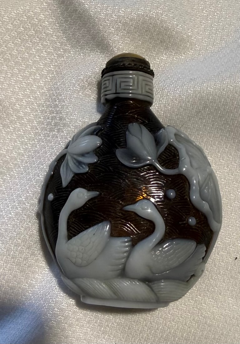 Antique Chinese Peking Glass Snuff Bottle (1 of 4)