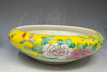 Antique Japanese familie rose Brushpot marked: Antique Japanese familie rose Brushpot, marked on base, approximately 8 inches in diameter and 2 inches high