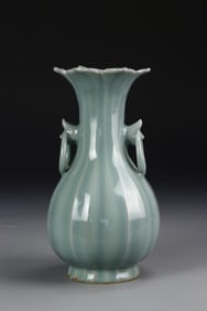 Antique Chinese Lungquan Yao Vase (1 of 4)
