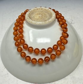 Vintage amber beaded necklace (1 of 3)