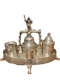 Vintage Brass Desk Set Double Ink Well Inkstand Oval Tray Soldier And Eagle (1 of 10)