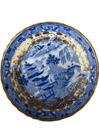 Antique Miles Mason Pagoda Pattern Teacup Saucer: Antique Miles Mason porcelain dish, likely a saucer, featuring the "Pagoda" pattern by Miles Mason, a prominent English porcelain manufacturer from the early 19th C approximately 5 3/4 in diameter