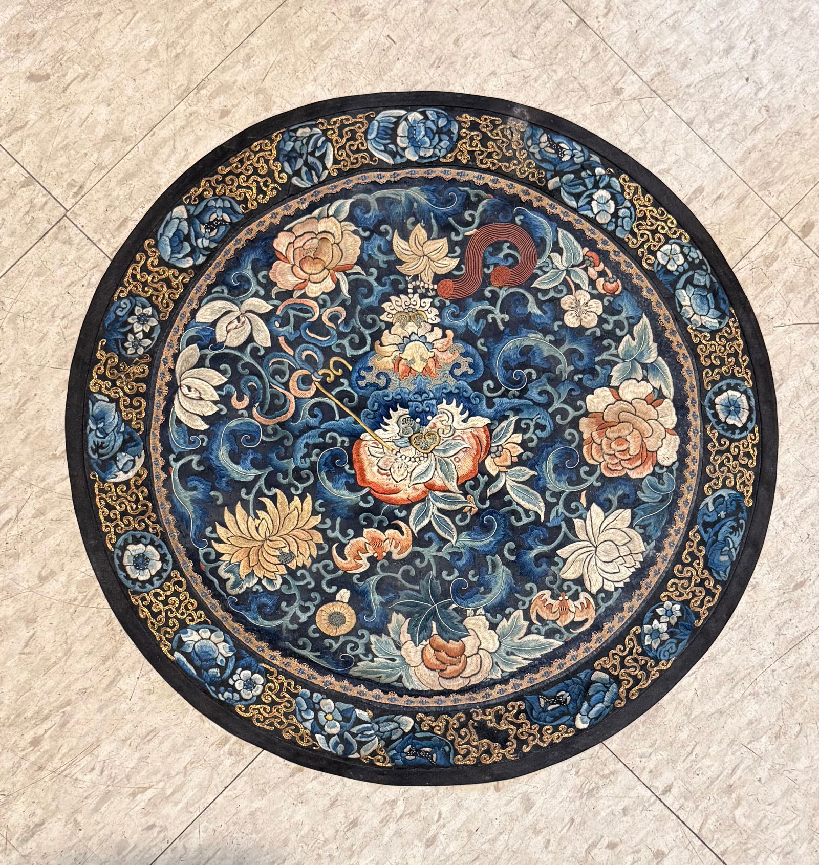 Antique Chinese Silk Embroidery Roundel With Gold Thread (1 of 7)