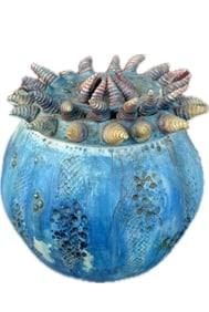 Art studio jar signed by the artist: Art studio jar Seinfeld artists , approximately 5 1/2 x 5 1/2, With its original purchase receipt