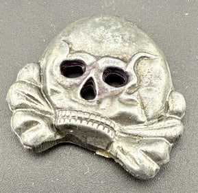 WWII German SS Totenkopf Cap Skull – Jawless Variant (1 of 2)