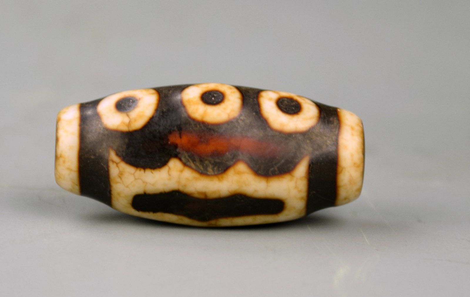 Two Chinese Tibetan Z Beads (1 of 4)