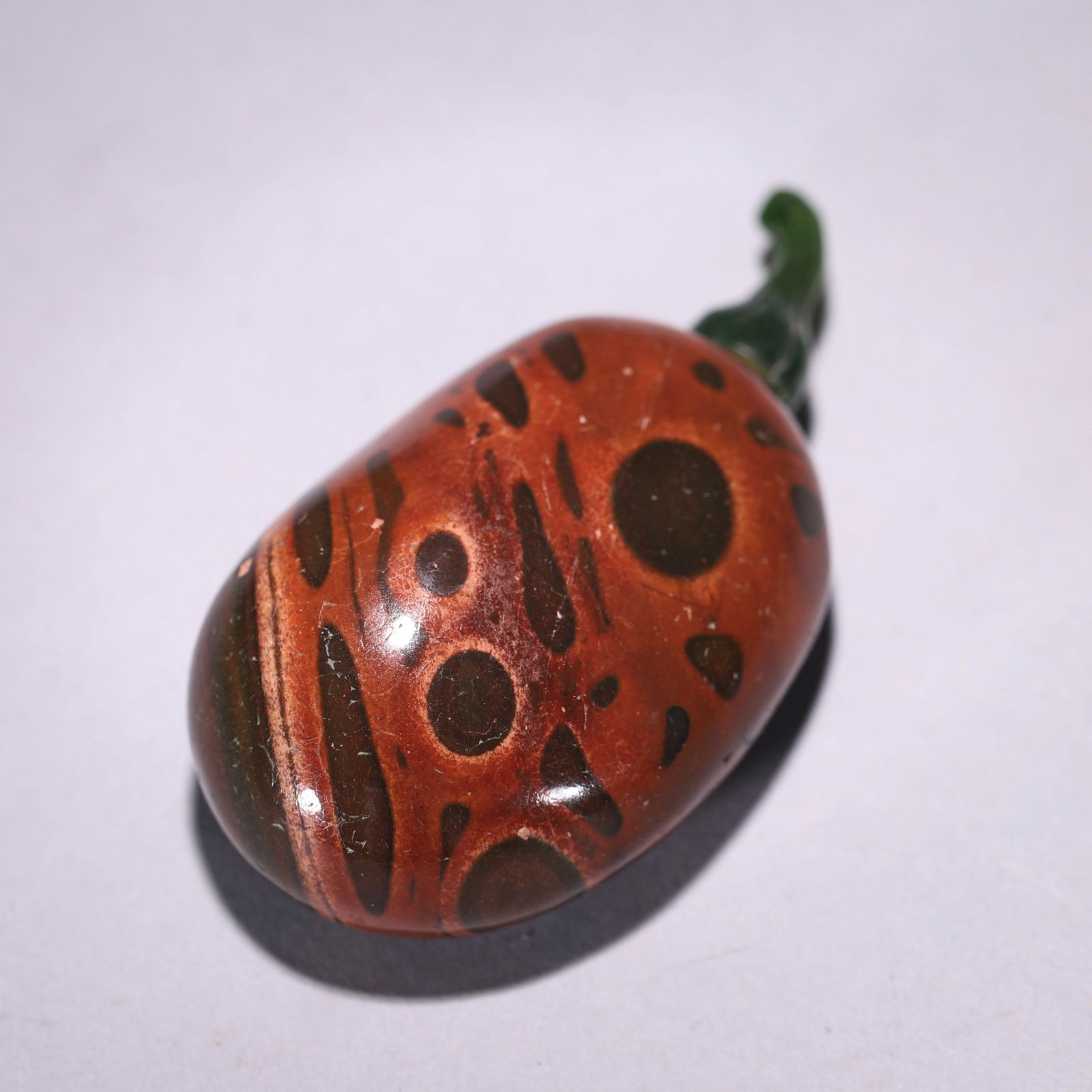 A Carved Agate Snuff Bottle (1 of 7)