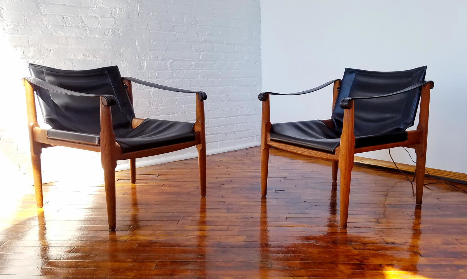 Pair of Douglas Heaslett Sahib Safari Style Chairs (1 of 4)