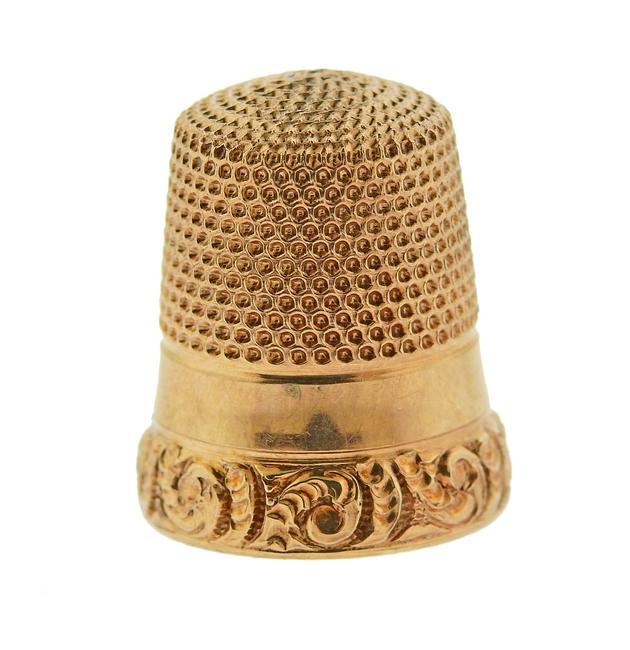 Antique 10k Gold Thimble (1 of 3)