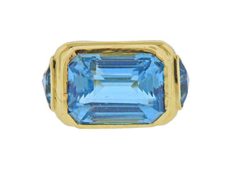 18k Gold Blue Stone Ring (1 of 5)