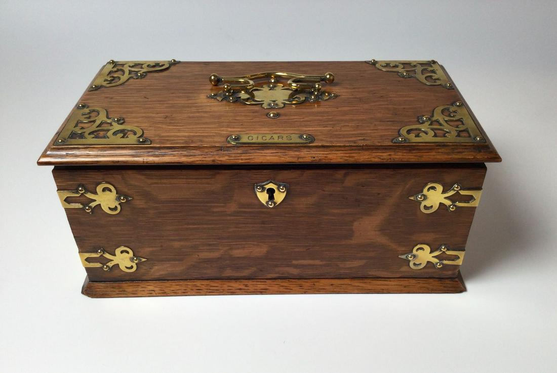 English Oak with Brass Mounts Cigar Box (1 of 6)
