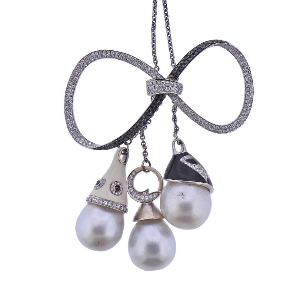 La Nouvelle Bague 18k Gold Diamond Pearl Pendant (1 of 5)