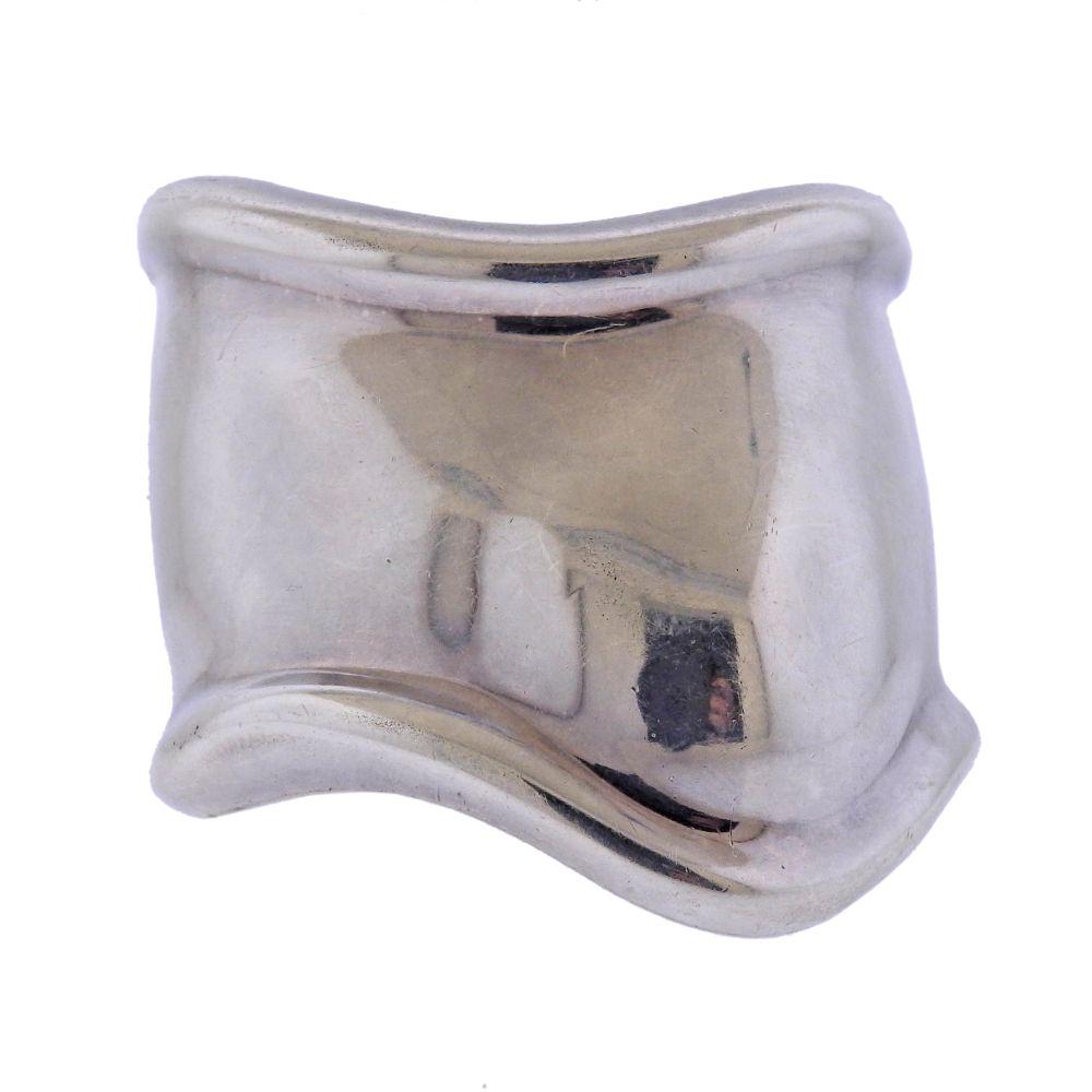 Tiffany & Co Elsa Peretti Sterling Silver Bone Cuff: Bone Cuff Bracelet crafted by Elsa Peretti for Tiffany & Co. Made for left wrist, will fit up to 6" wrist. Marked - Tiffany & Co, Elsa Peretti. Weight - 84.8 grams.