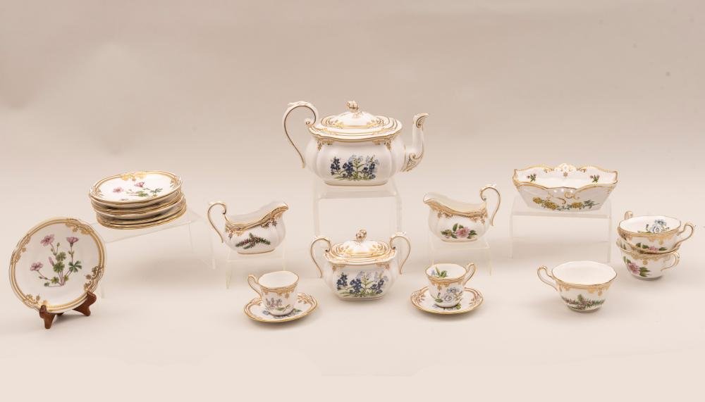 Spode, Stafford Flowers Tea Service: Assorted pieces include teapot, two creamers, sugar, four teacups, two demitasse cups and saucers and nine tea saucers. (total 16 pieces)