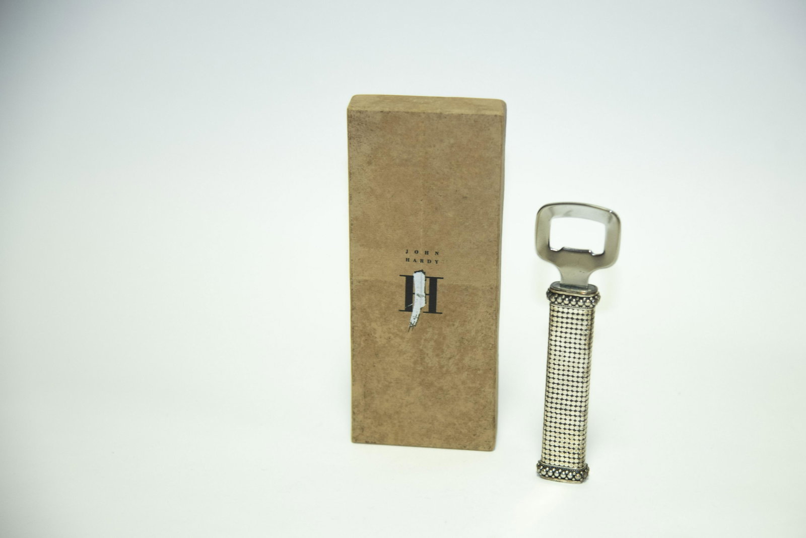 John Hardy Sterling Silver Dot Collection Bottle Opener: John Hardy Sterling Silver Dot Collection Bottle Opener in original box.