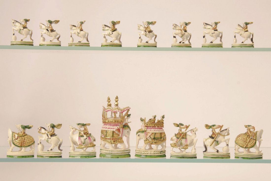 Polychromed Chess Set: Polychromed Chess Set