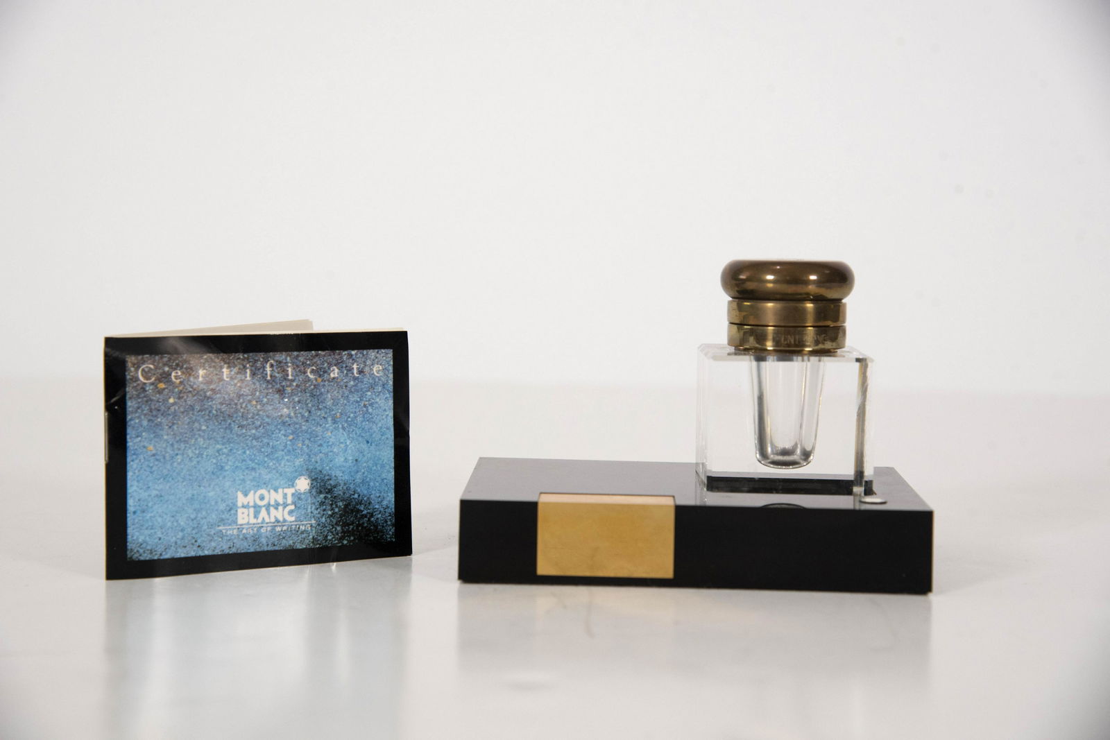 Mont Blanc Meisterstuck Inkwell (1 of 2)