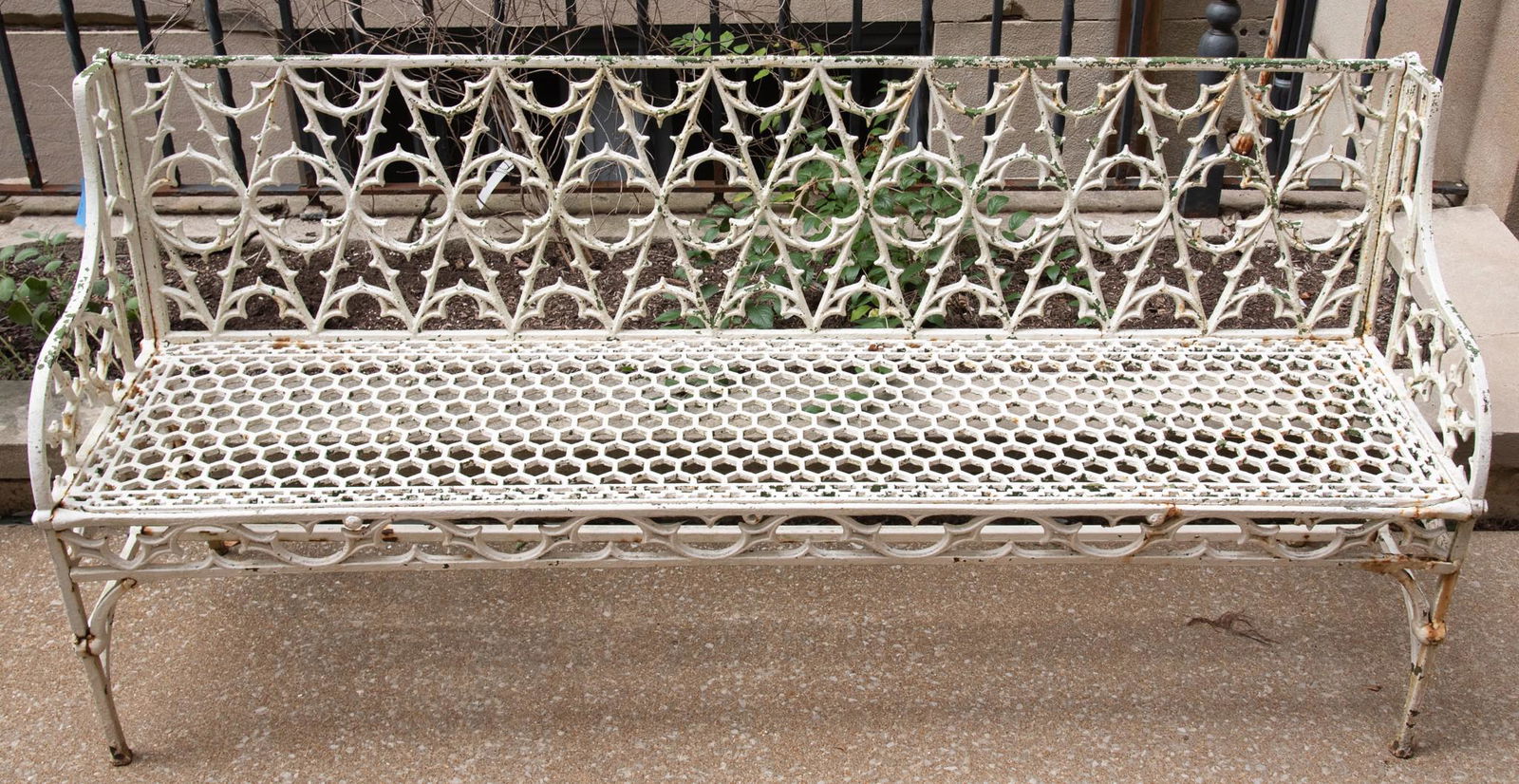 Antique English Cast Iron Garden Settee 74 x 35 x 19 (1 of 4)