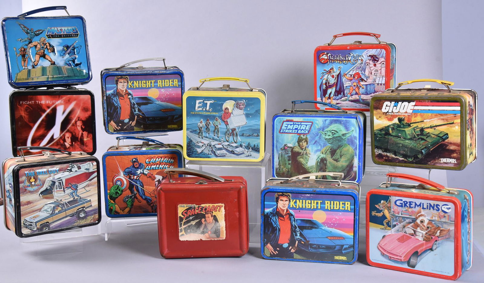 Collection of 12 lunch boxes, some with thermoses: (1 of 1)